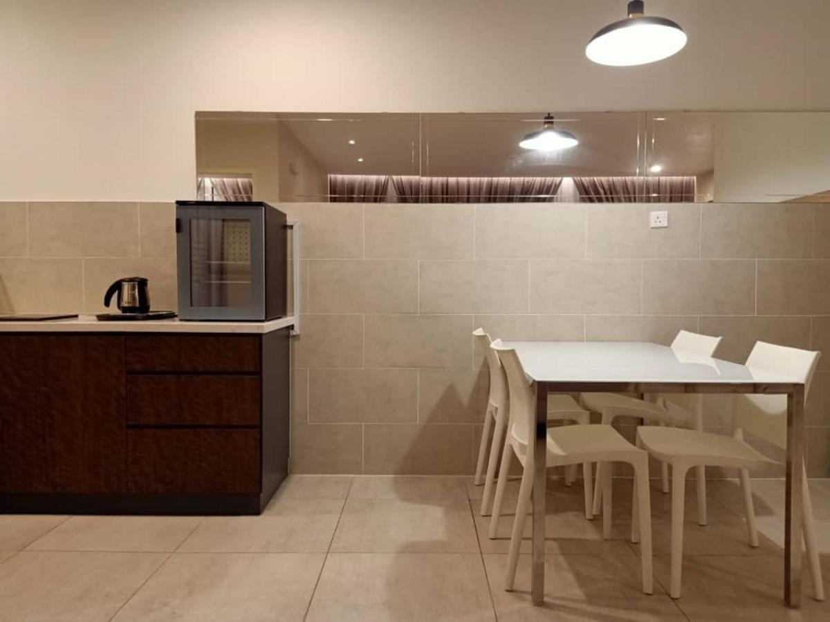 Hungrybedz Atlantis Residences Malacca Exterior photo